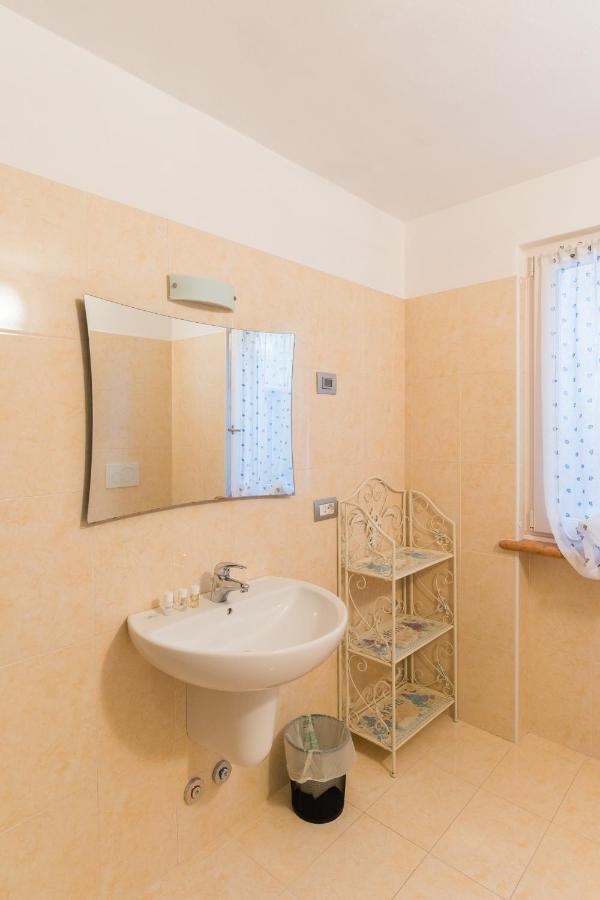 Appartamenti Ceccherini Malcesine Exterior photo