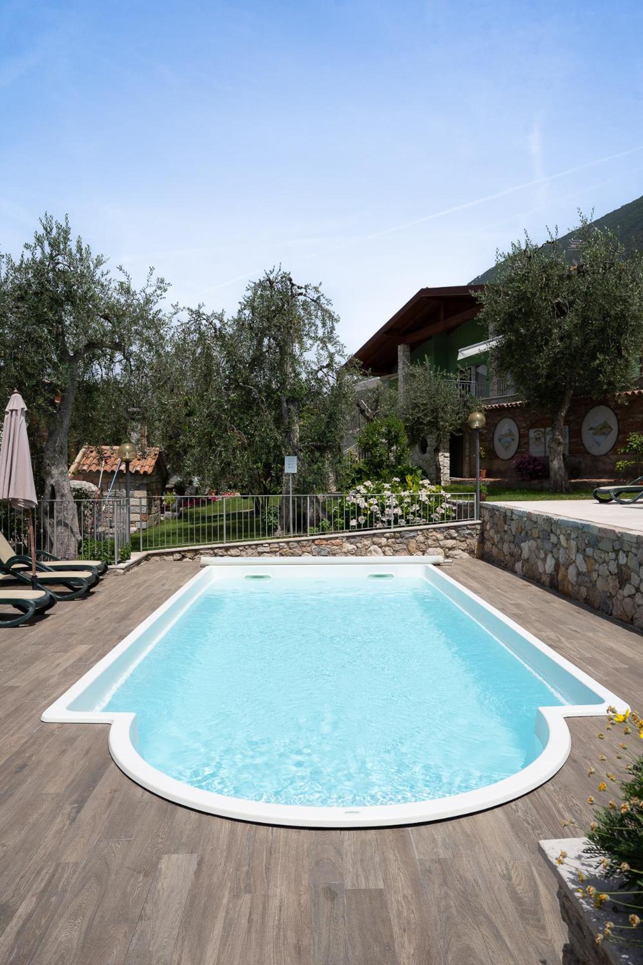 Appartamenti Ceccherini Malcesine Exterior photo